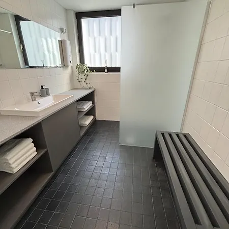 Great Location Airport Exhibition Center Downtown * 뒤셀도르프