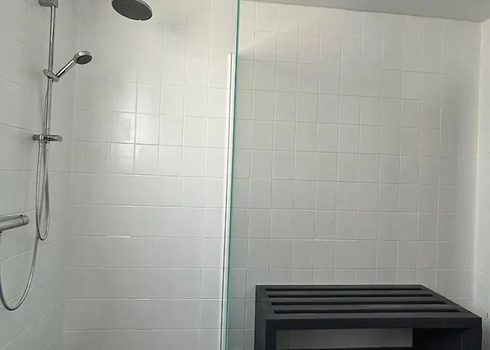 Apartamento Great Location Airport Exhibition Center Downtown